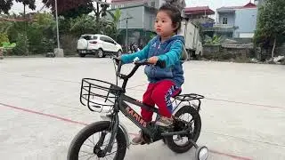 Đi xe đạp thôi mà ai cũng nghĩ là mình giầu ^.^