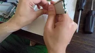 How to remove DDR3 ECC heatspreaders