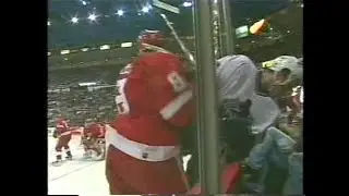 03/04 RS: Van @ Det Highlights - 10/16/03
