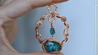 Circular Dangle Pendant with Cabochon Wire Wrap Tutorial