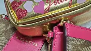 Что в моей городской сумке Coach City?