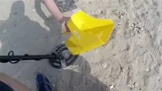 Metal Detecting Mudeford Beach With The Garrett Ace 200i