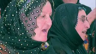 Ḥerraga par les braves femmes du village Ivuyisfen