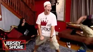 'Vinny & Sammi's Epic Rap Battle' Official Throwback Clip | Jersey Shore | MTV