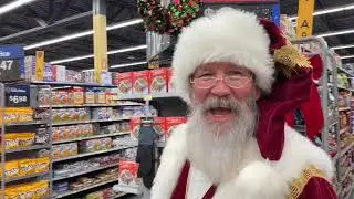 Santa dun bin to the Walmart!!