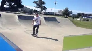 Umberto Paolo Skinner - f/s Halfcab Flip - b/s Biggerspin Flip