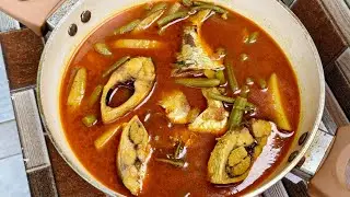 ইলিশ মাছের ঝোল রান্না।