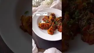 Schezwan Pan Fried Momos