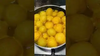 Cooking HK Style Curry Fish Balls!