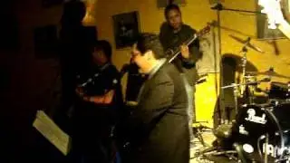 Love me two times - Azul Profundo (rock en ingl&eacute;s).