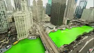 Dyeing The Chicago River Green For St  Patricks Day