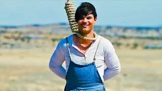 Este Chico Tiene un Cuello tan Fuerte que se Balancea en la Horca