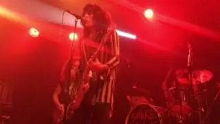 Tyler Bryant & the Shakedown - Downtown tonight (live Paris 2016)