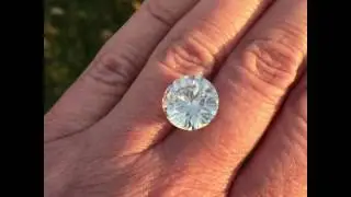 NEO Moissanite - 7.75 Round Brilliant Cut, Colorless Moissanite