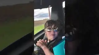 Skippy gets wet in slingshot