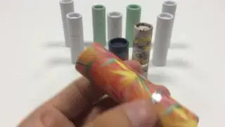 twist up lipstick container
