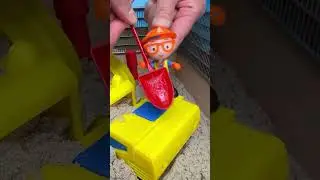 Toy Blippi the Builder Builds a Maze! #shorts