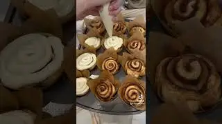 Sourdough Cinnamon Roll Muffins (1 hour recipe)