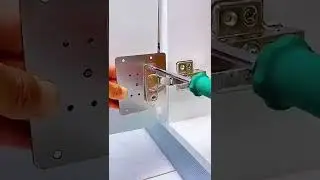 Hinges repair plate demo 2025 Fix it in just 10 seconds! #hingehack #carpenterhacks #viralreels