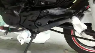Pintando o motor da Fan 150 2014 2/4 - Lu9004