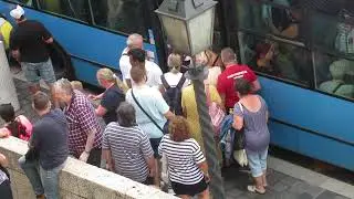 Public transport in Budapest -  Mass misery - Pauperism - A BKV 16-os aut&oacute;busza a budai V&aacute;rban