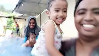 Berenang Pertamakali di Pujasera Nguling