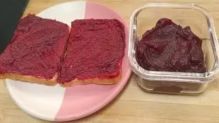 Easy Homemade Jam with only 3 ingredients 