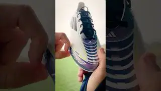 🔊 ASMR unboxing Messi&rsquo;s sick new boots!