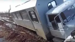 Heavy Truck Fail Compilation 2017 Semi Truck Fail in Siberia