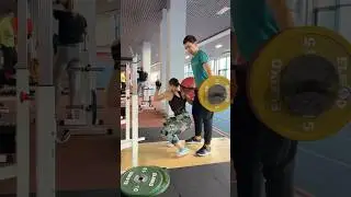#sports #powerlifting #lifting #athlete #trackandfield #hurdler #athletics #squat #squats #training
