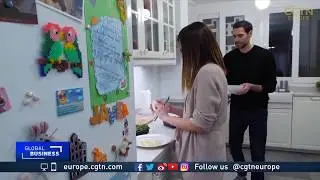 Madrid residents pay tribute to emergency services