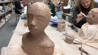 Bust Sculpting and Hollowing to avoid explosion in the kiln #bust #sculpting #ceramic #clay #art