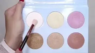 Joyce Sola x Skin Potions GLOWBOMB Highlighter