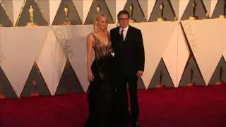 Oscars: Jennifer Lawrence Red Carpet (2016) | ScreenSlam