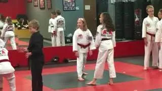 02262018 kina learning new self defense knee to the groin