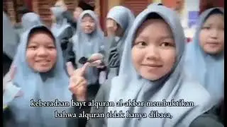 Menjelajahi warisan budaya museum Sriwijaya dan bayt Alquran Al Akbar, kelompok 1 kelas X.7
