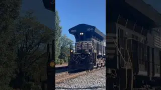 Horn Show & back to yard Norfolk Southern solo locomotive 3641 ET44AC Greensboro NC #norfolksouthern