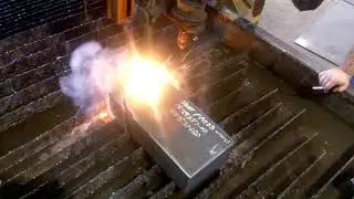 ESAB AVENGER 1 PLASMA TABLE