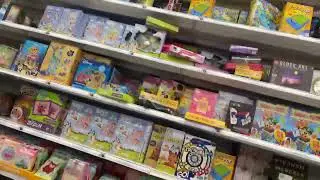 5 BELOW SHOPPING SPREE MERRY CHRISTMAS