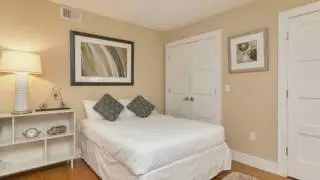 8917 Old River Road, North Bergen, NJ 07047