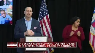 Detroit students to be given free computer tablets with internet connectivity