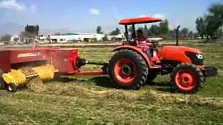 TRACTOR KUBOTA M7040 Robursa Tracto Agr&iacute;cola.