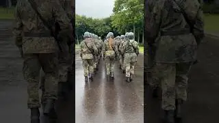 Achtung pr&auml;sentiert! Sieht gut aus, oder?! #bundeswehr #army #military #soldier