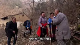 一位天津阿姨在终南山里的秘密“修行地”，打造的像空中花园一样