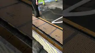 Juni China automatic flood barrier installed at the uderground entrance