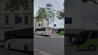 Ljubiljana,  Bahnhof mit Vorplatz
