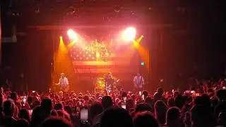 Avenged Sevenfold performing 'Seize the Day'