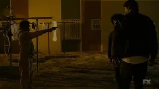 Snowfall S04  Leon And the bounty hunter