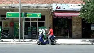 People and Traffic in CHIOS Town    HD