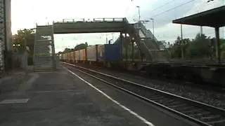 ES64U2 015